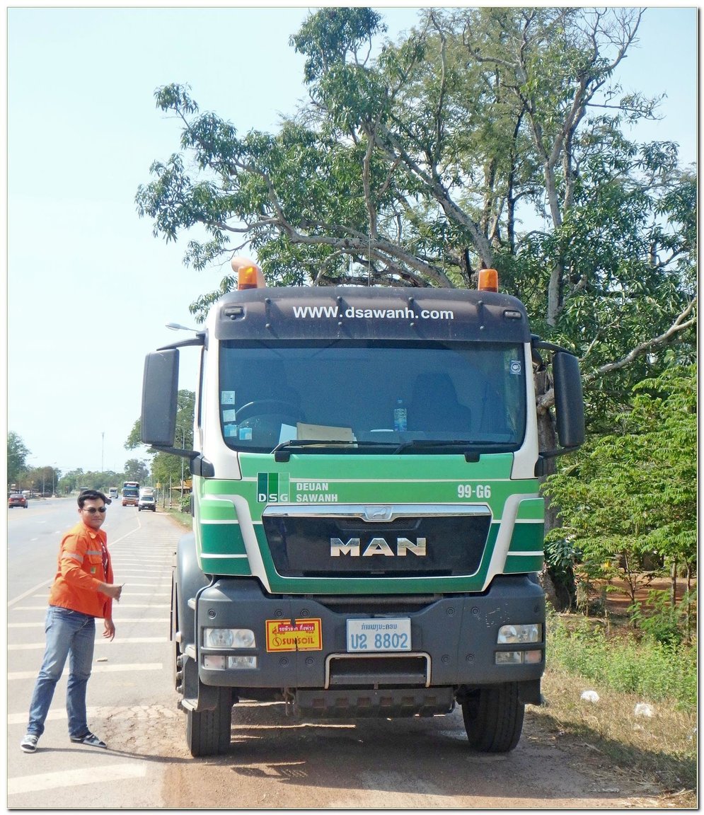 394806832_P1130077_rd_22_lao_truck-MAN.thumb.JPG.15987c59bb1179ea69e9c5d9de9bc289.JPG