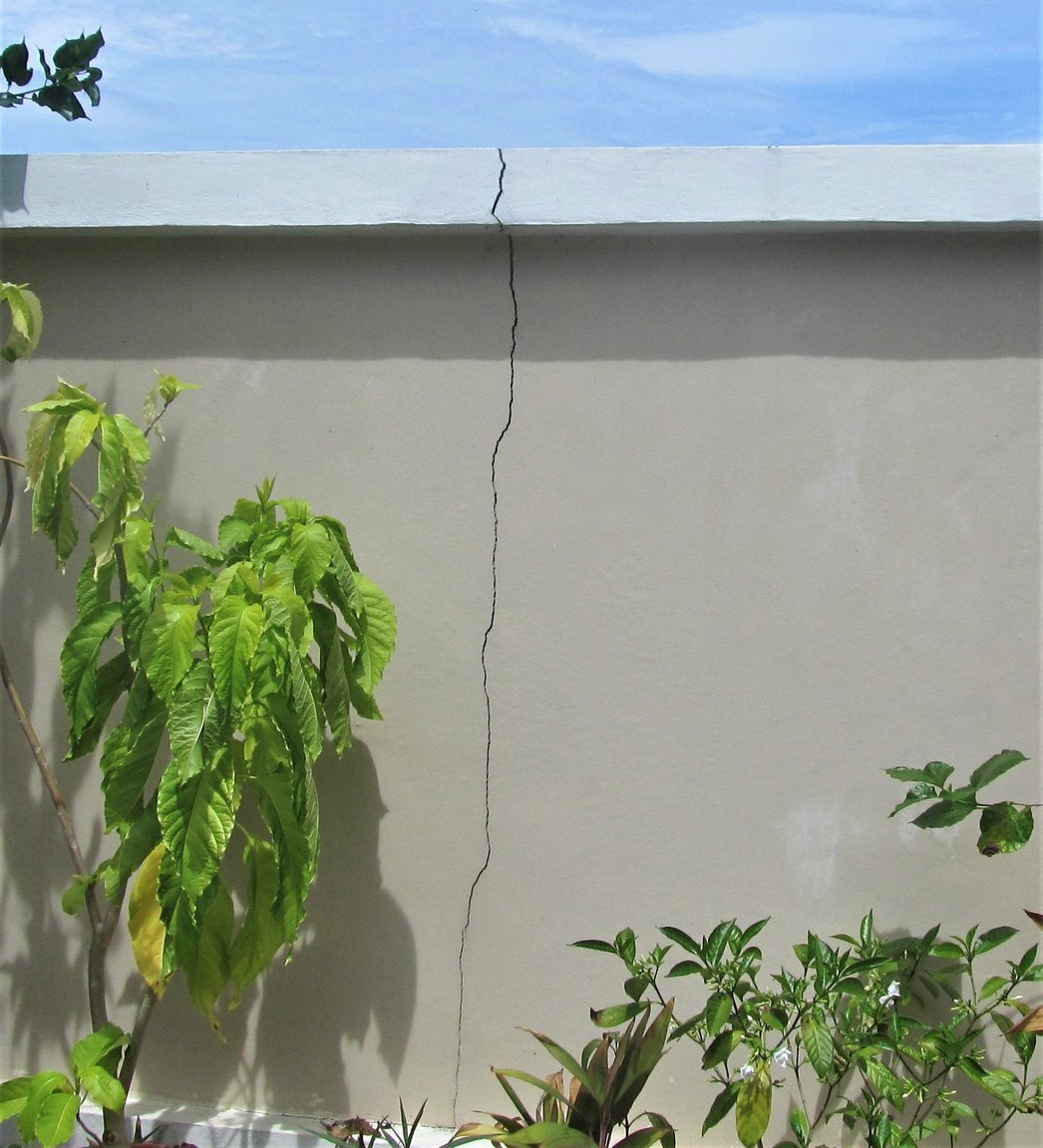 crack.JPG