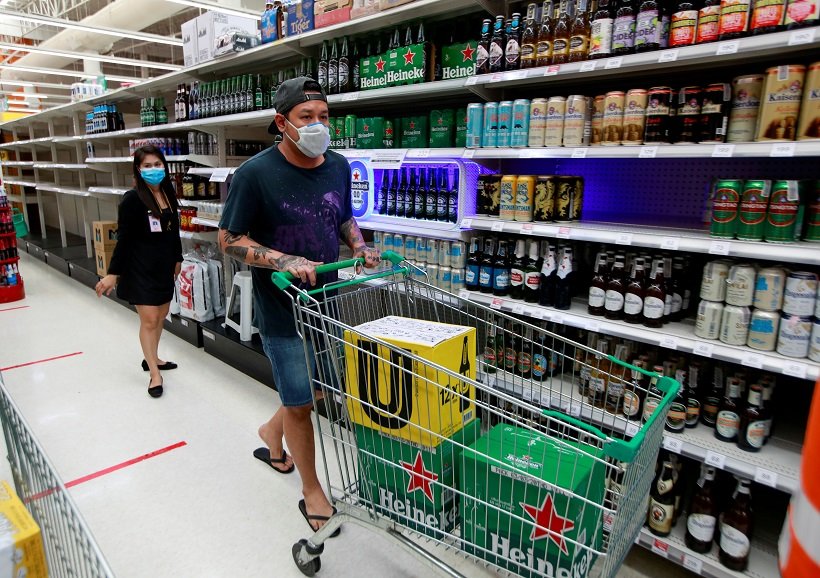 2020-05-06T071018Z_1_LYNXMPEG450F0_RTROPTP_4_HEALTH-CORONAVIRUS-BEVERAGES.JPG