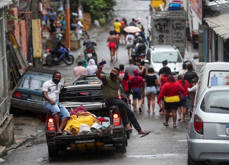 2020-05-15T231129Z_1_LYNXMPEG4E29L_RTROPTP_4_BRAZIL-VIOLENCE.JPG
