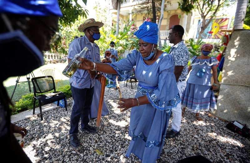 2020-05-24T201023Z_2_LYNXMPEG4N0IX_RTROPTP_4_HEALTH-CORONAVIRUS-HAITI-VOODOO.JPG