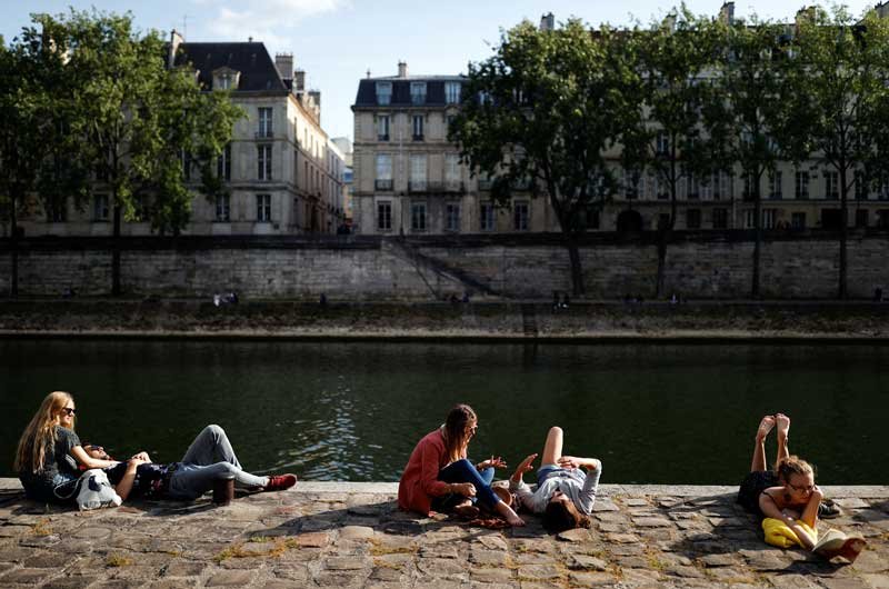 2020-05-24T214027Z_2_LYNXMPEG4N0HO_RTROPTP_4_HEALTH-CORONAVIRUS-FRANCE.JPG