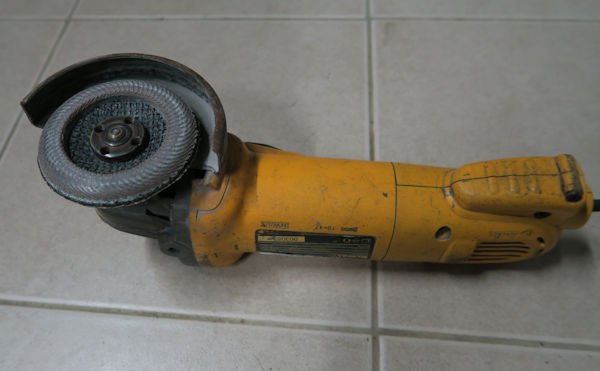 dewalt.jpg.679f58973e69f7b9a2f4cbd8fa731603.jpg