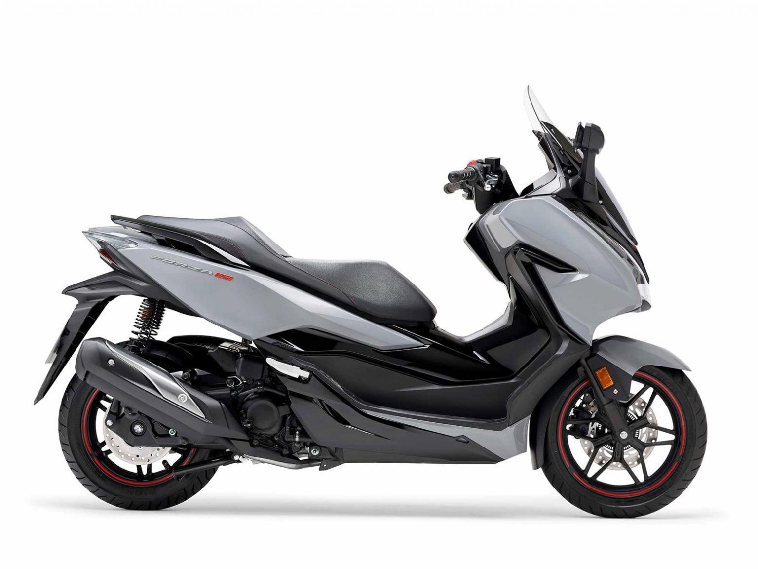 honda-forza-300-2.jpg