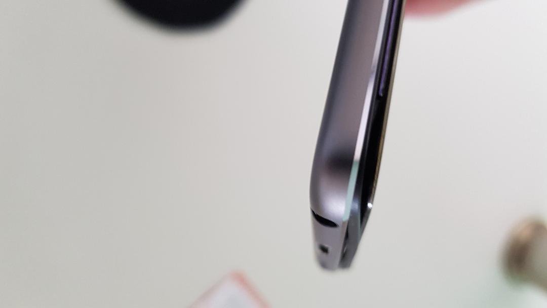 ipod2.jpg.0470be96968e1cab178ad965a3a3d9a1.jpg