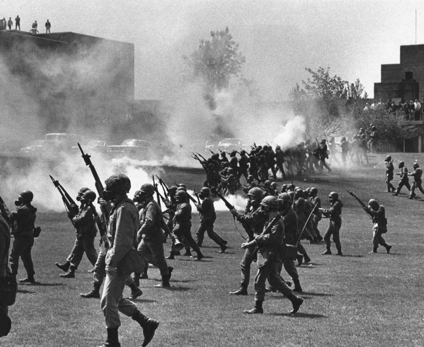 ksu-may4-ap_20122751263867.adapt_1900.1.thumb.jpg.de1646f8ad9a11ca1a95bcf59018451e.jpg