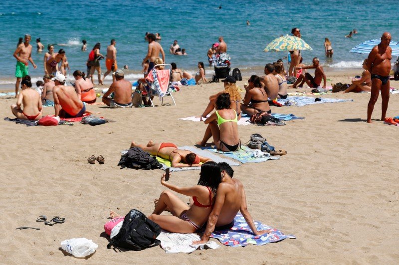 2020-06-01T084438Z_1_LYNXMPEG501IZ_RTROPTP_3_HEALTH-CORONAVIRUS-SPAIN.JPG
