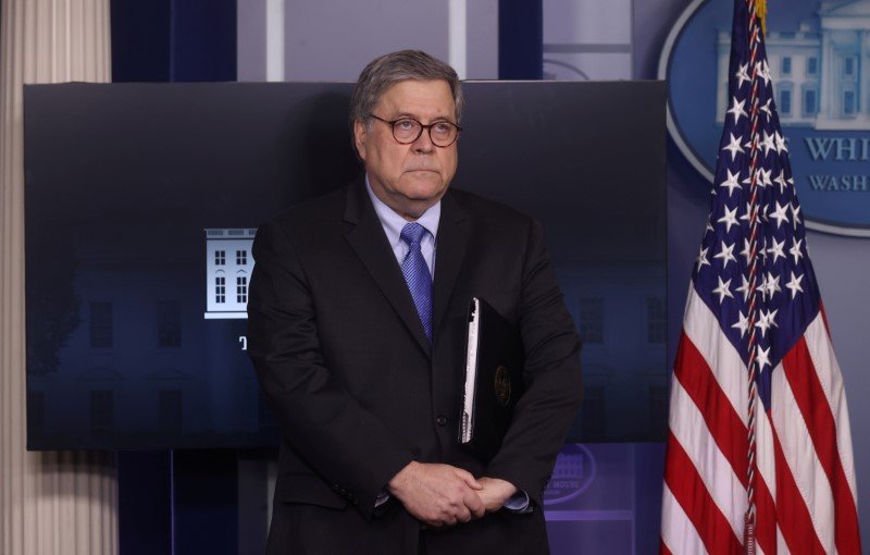 2020-06-04T171300Z_1_LYNXMPEG5321L_RTROPTP_3_HEALTH-CORONAVIRUS-USA-BARR.JPG