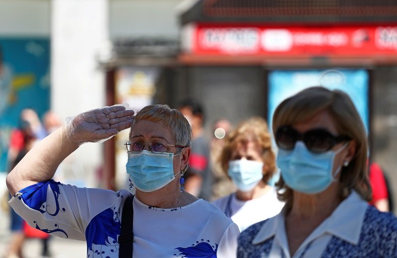 2020-06-05T162613Z_2_LYNXMPEG541MX_RTROPTP_4_HEALTH-CORONAVIRUS-WHO-MASKS.JPG