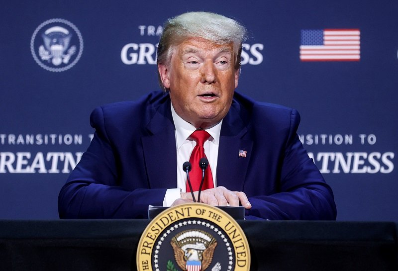 2020-06-12T205740Z_2_LYNXMPEG5B1Y2_RTROPTP_4_MINNEAPOLIS-POLICE-TRUMP-CHOKEHOLDS.JPG