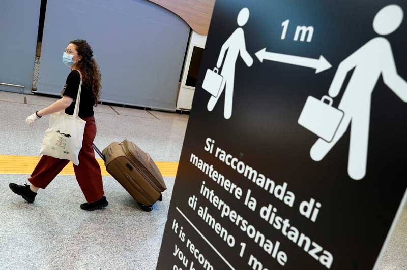 2020-06-15T011016Z_1_LYNXMPEG5E00Y_RTROPTP_4_HEALTH-CORONAVIRUS-ITALY-AIRPORT.JPG