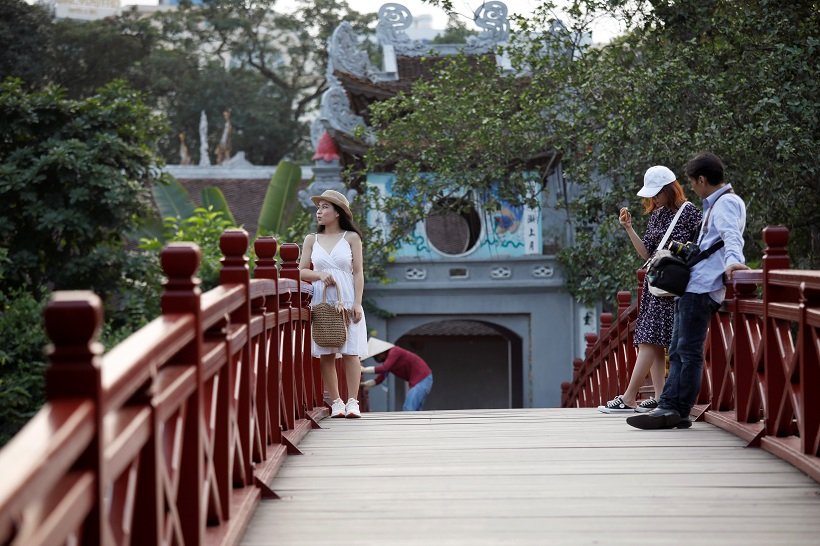 2020-06-18T093837Z_1_LYNXMPEG5H0WL_RTROPTP_4_HEALTH-CORONAVIRUS-VIETNAM-TOURISM.JPG