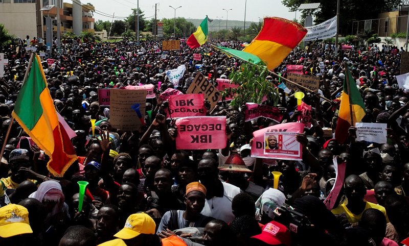 2020-06-19T194857Z_2_LYNXMPEG5I292_RTROPTP_4_MALI-POLITICS-PROTESTS.JPG
