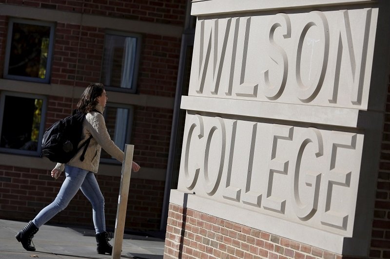 2020-06-27T190936Z_1_LYNXMPEG5Q0LF_RTROPTP_4_USA-RACE-PRINCETON.JPG