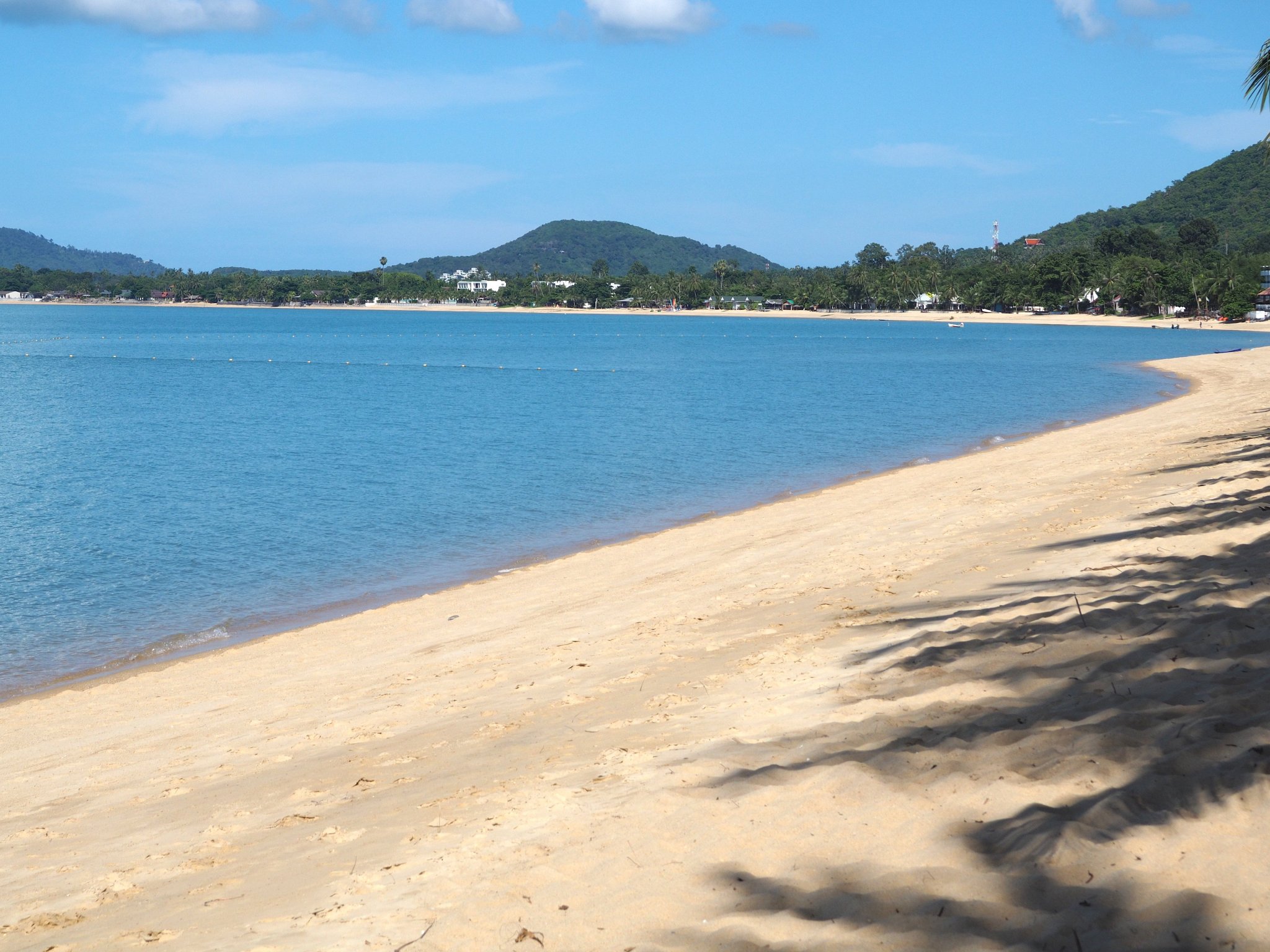 Maenam beach.jpg