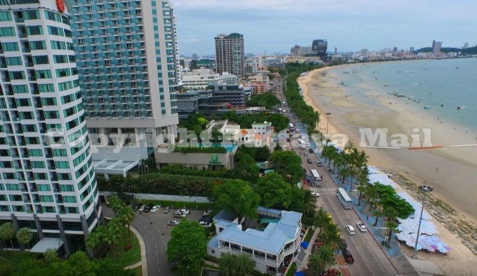 Pattaya-News-2-N-Jun-11-05-TAT-calls-business-sectors-in-for-HOT-pic-1.jpg