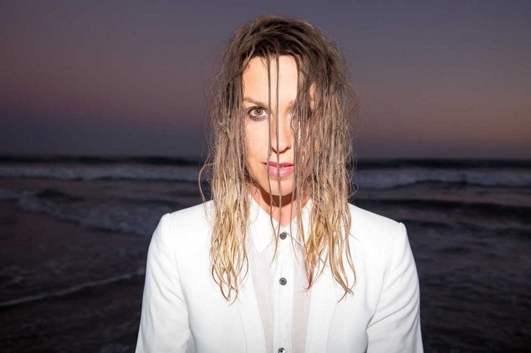 alanis-morissette.jpg