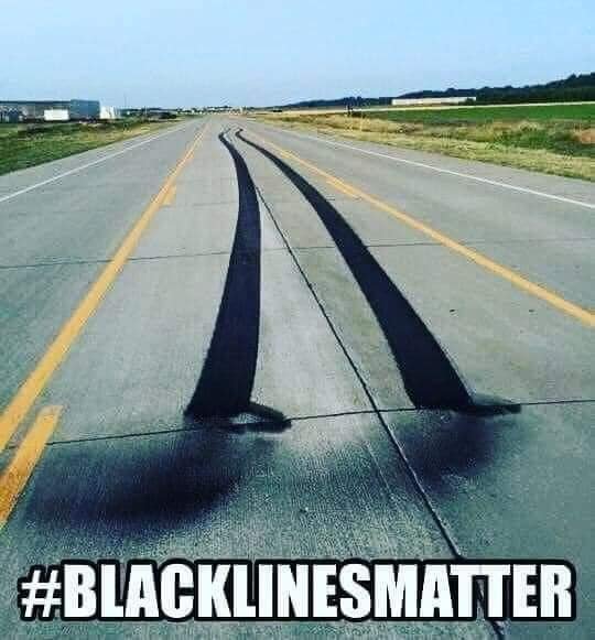 blacklines.jpg.d64c4ee455ed9aad7319af3de4c6f644.jpg