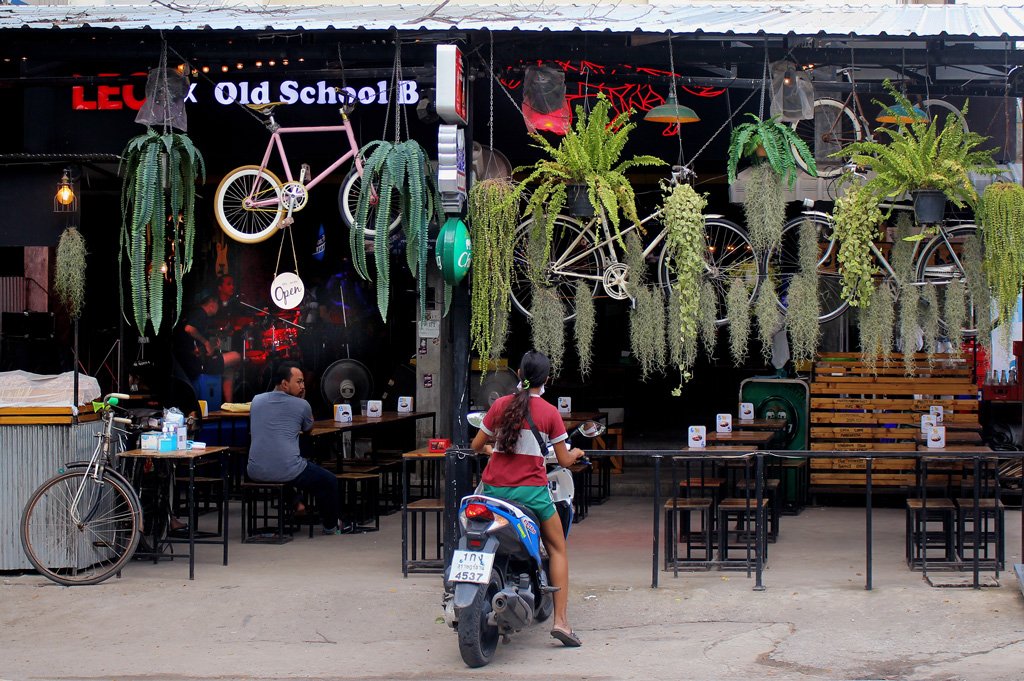 wIMG_0373_Old-School-Bar.jpg.0126a9bdb6cc99c32ebec42cd1a52770.jpg