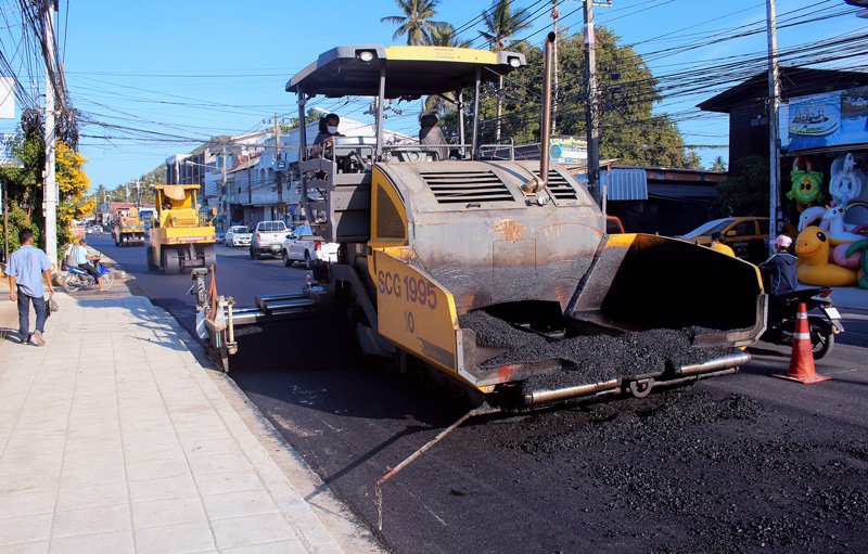 wIMG_9793_Tarmac-machine_w800.jpg.0173ce0aa4b6224981beb92c2de0bf2b.jpg