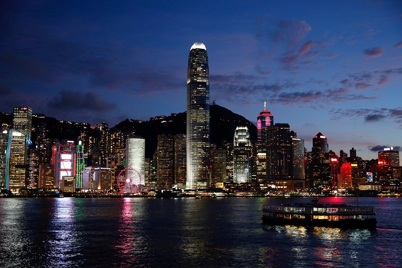2020-07-09T114621Z_1_LYNXMPEG680VC_RTROPTP_4_HONGKONG-SECURITY-IMMIGRATION.JPG