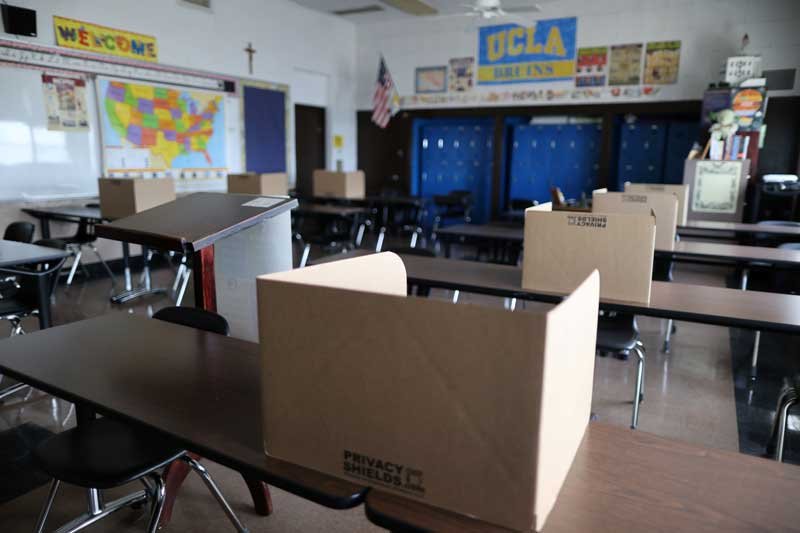 2020-07-16T164002Z_1_LYNXNPEG6F1JU_RTROPTP_4_HEALTH-CORONAVIRUS-USA-SCHOOLS.JPG