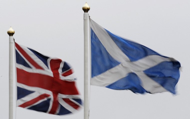 2020-07-21T100232Z_2_LYNXNPEG6K0M1_RTROPTP_4_BRITAIN-SCOTLAND.JPG
