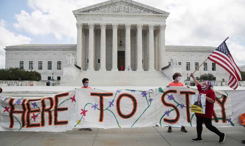 2020-07-28T174002Z_1_LYNXNPEG6R1G0_RTROPTP_4_USA-COURT-IMMIGRATION.JPG