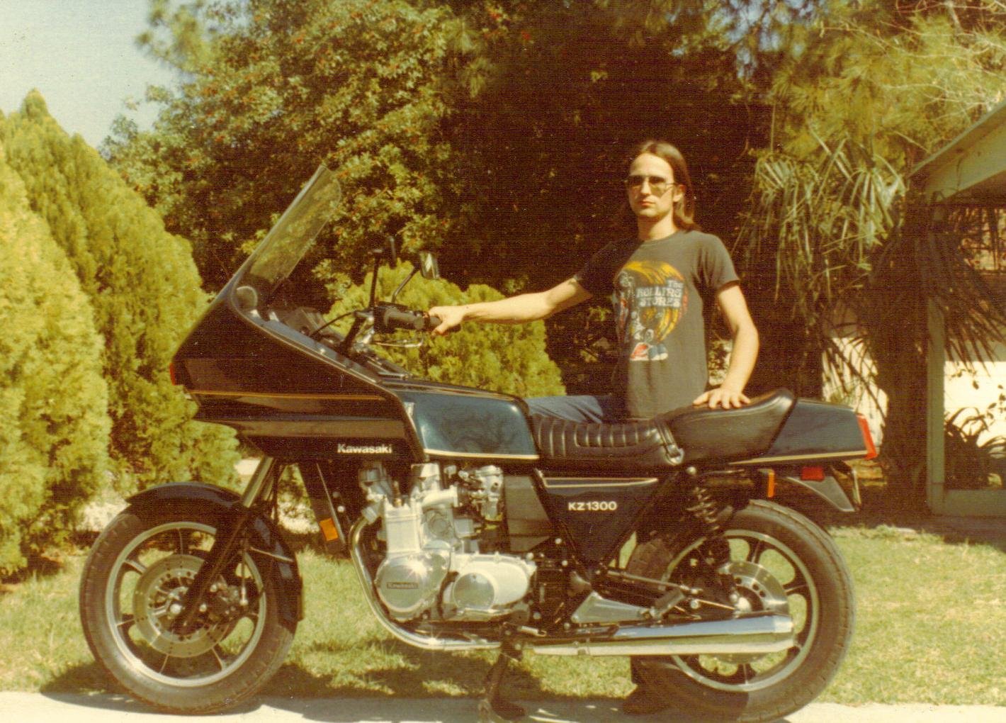 KZ1300.jpg.fcc3c6c79f61079350459816264d4057.jpg
