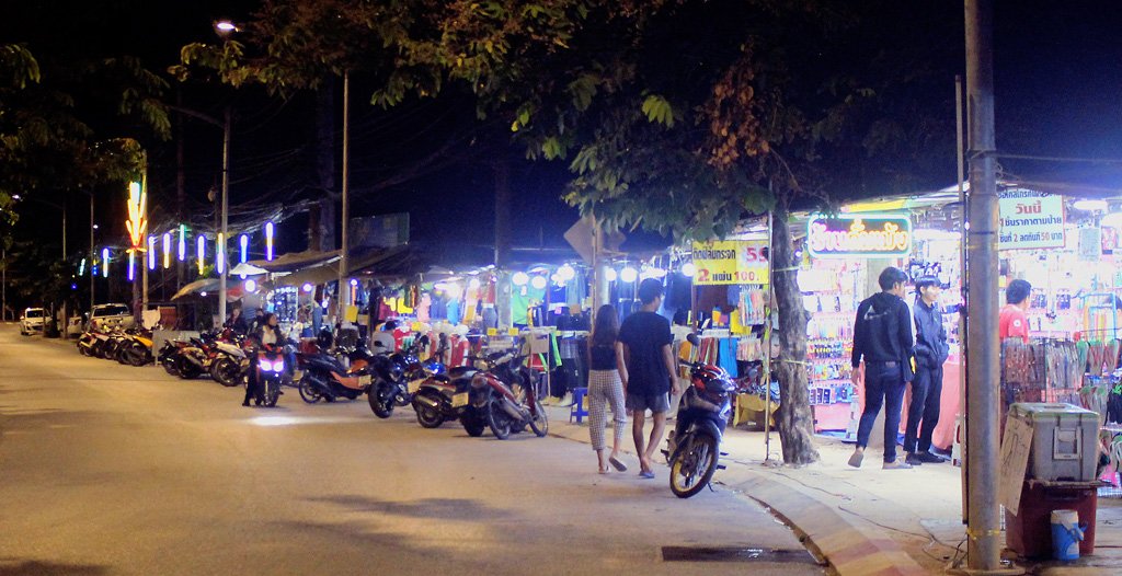 wIMG_0462_Night-market.jpg.e4d7822cdd1ef6afe19c2655728152b6.jpg