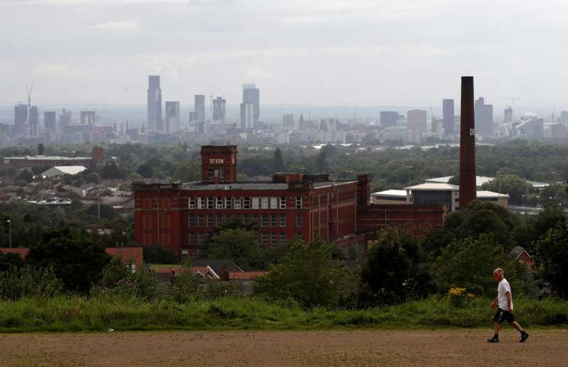 2020-08-03T032751Z_1_LYNXMPEG7205W_RTROPTP_4_HEALTH-CORONAVIRUS-BRITAIN-MANCHESTER.JPG