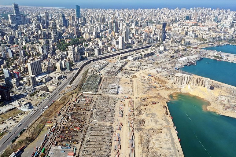 2020-08-06T102454Z_1_LYNXNPEG750RO_RTROPTP_4_LEBANON-SECURITY-BLAST.JPG