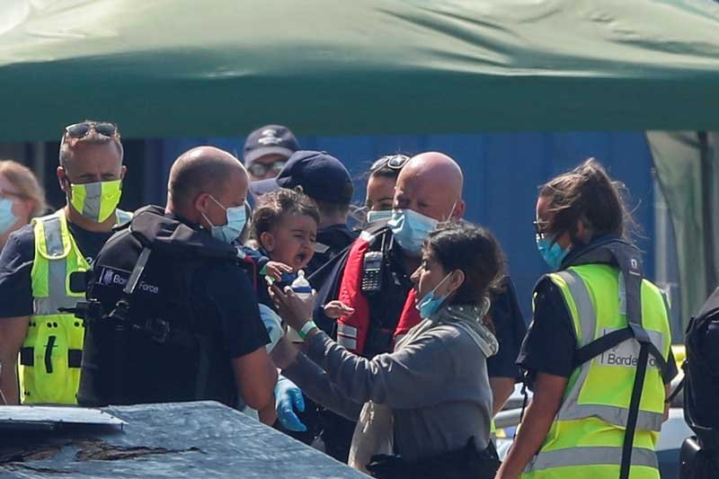 2020-08-09T170203Z_1_LYNXNPEG780FB_RTROPTP_4_BRITAIN-MIGRANTS.JPG