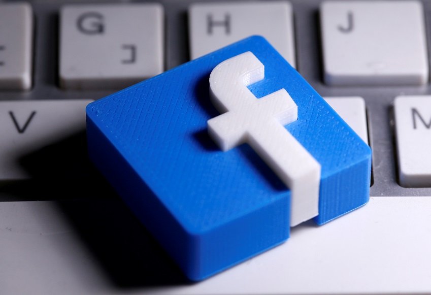 2020-08-11T201532Z_2_LYNXNPEG7A1BO_RTROPTP_4_EU-APPLE-FACEBOOK-MICROSOFT.JPG