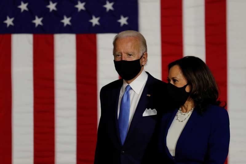 2020-08-12T210110Z_1_LYNXNPEG7B1NM_RTROPTP_4_USA-ELECTION-BIDEN-HARRIS.JPG