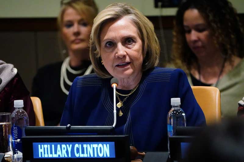 2020-08-13T194442Z_1_LYNXNPEG7C1OT_RTROPTP_4_USA-AFGHANISTAN-CLINTON.JPG