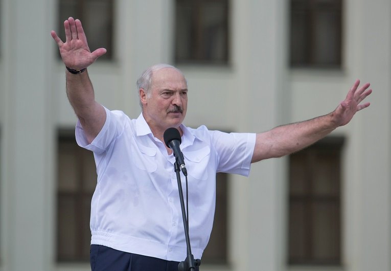2020-08-17T094301Z_1_LYNXNPEG7G0JQ_RTROPTP_4_BELARUS-ELECTION.JPG