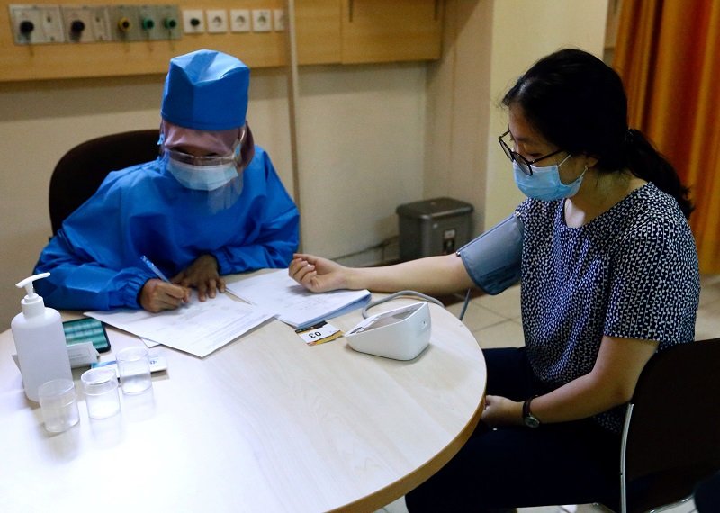 2020-08-21T081804Z_1_LYNXMPEG7K0II_RTROPTP_4_HEALTH-CORONAVIRUS-INDONESIA-VACCINE.JPG
