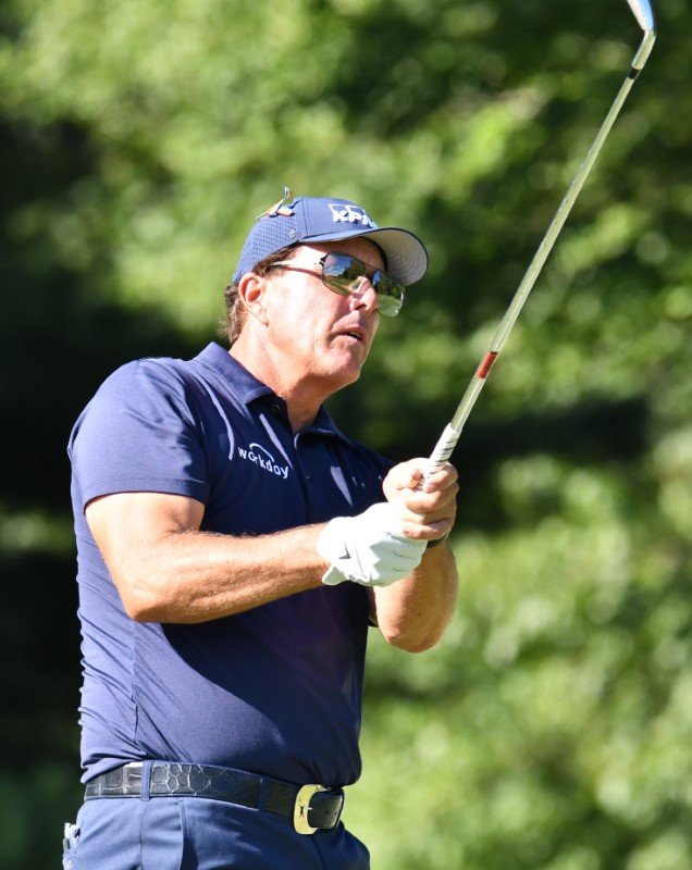 2020-08-21T190622Z_1_LYNXMPEG7K1PU_RTROPTP_3_GOLF.JPG