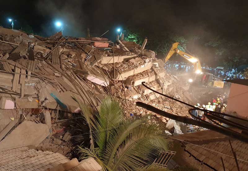 2020-08-24T215100Z_1_LYNXMPEG7N1PC_RTROPTP_4_INDIA-COLLAPSE.JPG
