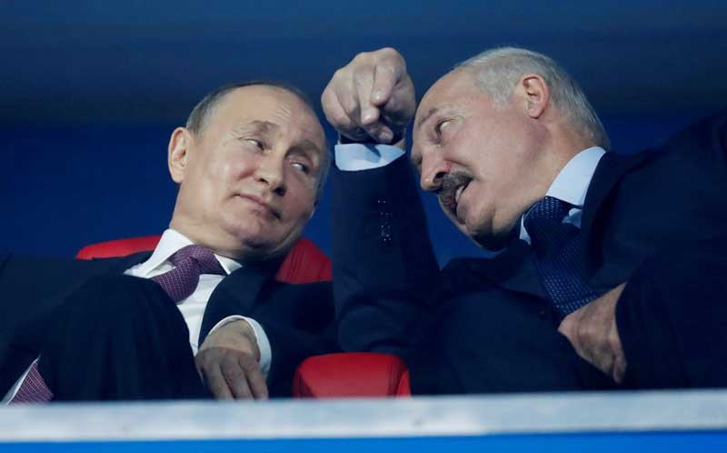 2020-08-27T145546Z_2_LYNXMPEG7Q0ZP_RTROPTP_4_BELARUS-ELECTION-RUSSIA-PUTIN.JPG