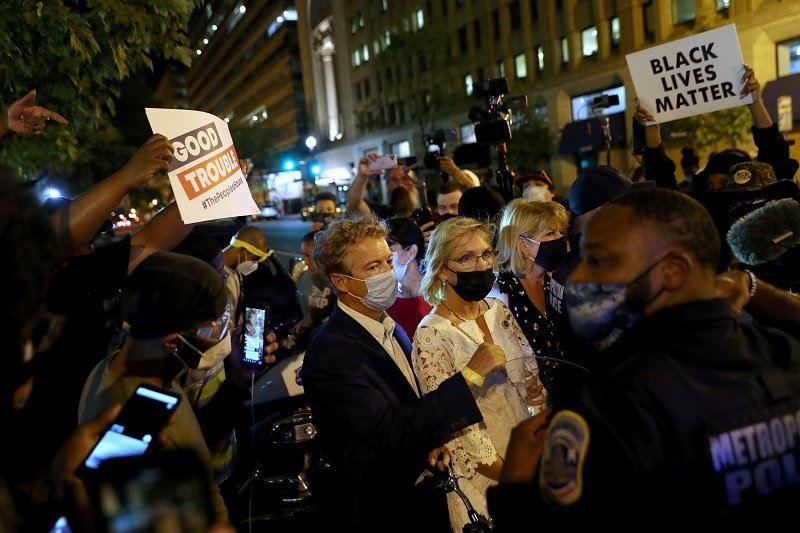 2020-08-28T061133Z_1_LYNXMPEG7R0E9_RTROPTP_4_USA-ELECTION-PROTESTS-WASHINGTON.JPG