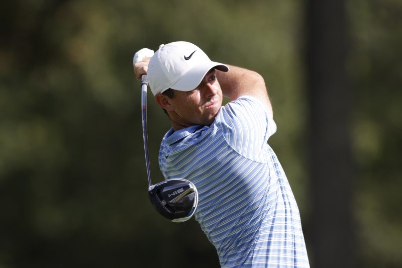 2020-08-29T001745Z_1_LYNXMPEG7S004_RTROPTP_3_GOLF.JPG