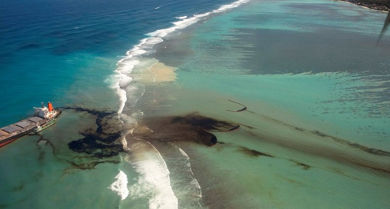 2020-08-29T111738Z_1_LYNXMPEG7S0AK_RTROPTP_4_MAURITIUS-ENVIRONMENT-PROTESTS.JPG