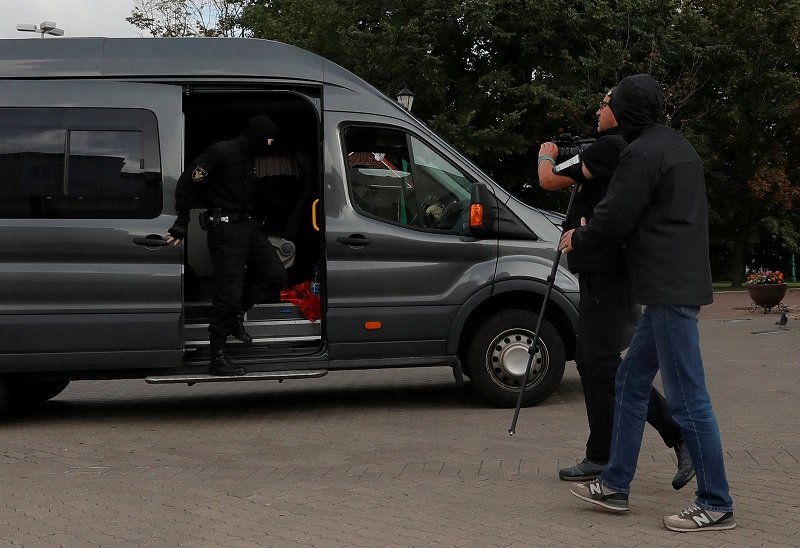 2020-08-29T231753Z_1_LYNXMPEG7S0KD_RTROPTP_4_BELARUS-ELECTION-JOURNALISTS.JPG