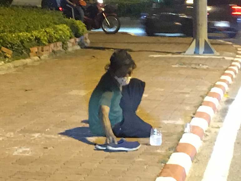 8pm1.jpg