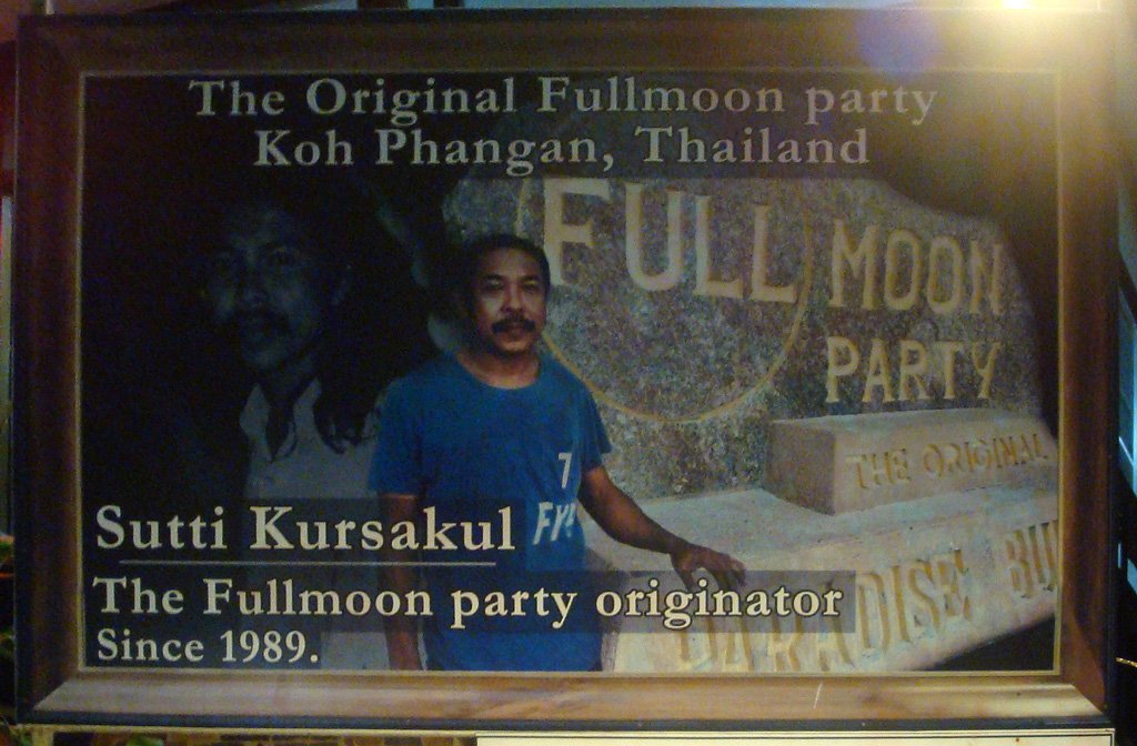 Fullmoon-party-originator_DSC03487w.jpg.574312b6dee6714bb016ae7412ea6b11.jpg