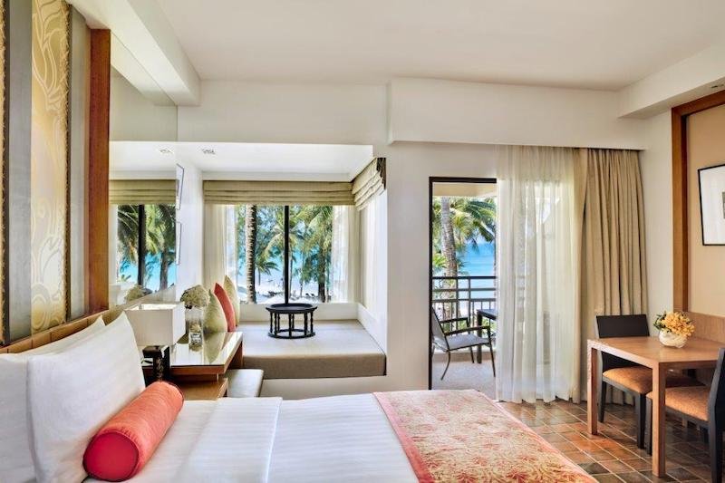 outrigger-laguna-phuket-resort-balcony-seafront1.jpg.5485ed36e680841184a9e67afdc4bd77.jpg