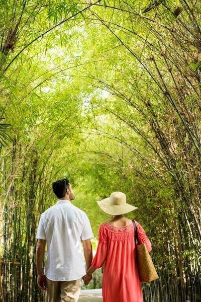 outrigger_koh_samui_beach_resort_bamboo_walkway2.jpg.e3303dbd098c26fd1c78c981ddad2d7d.jpg