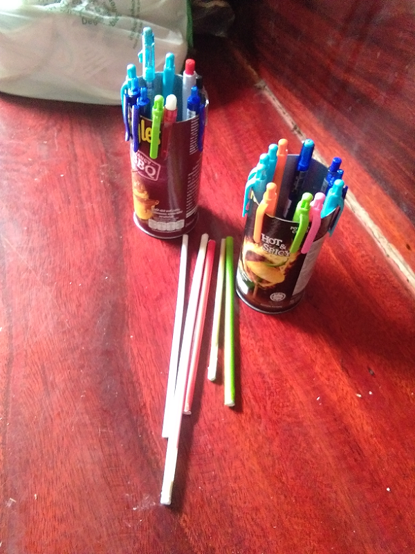 1053271167_makingfloats05.png.1e03b64aab3f10b691e00fd0d0d37378.png